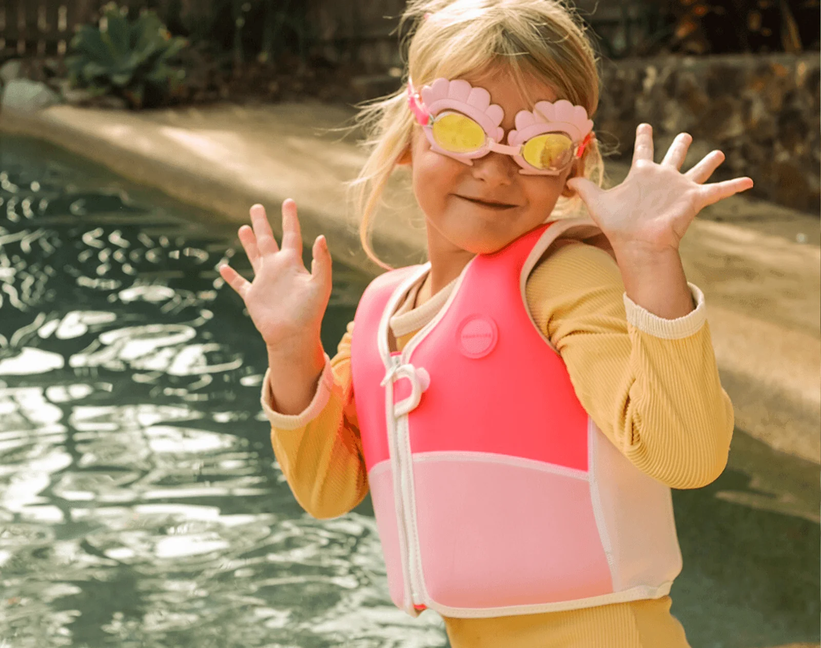 Float Vest - Image 26