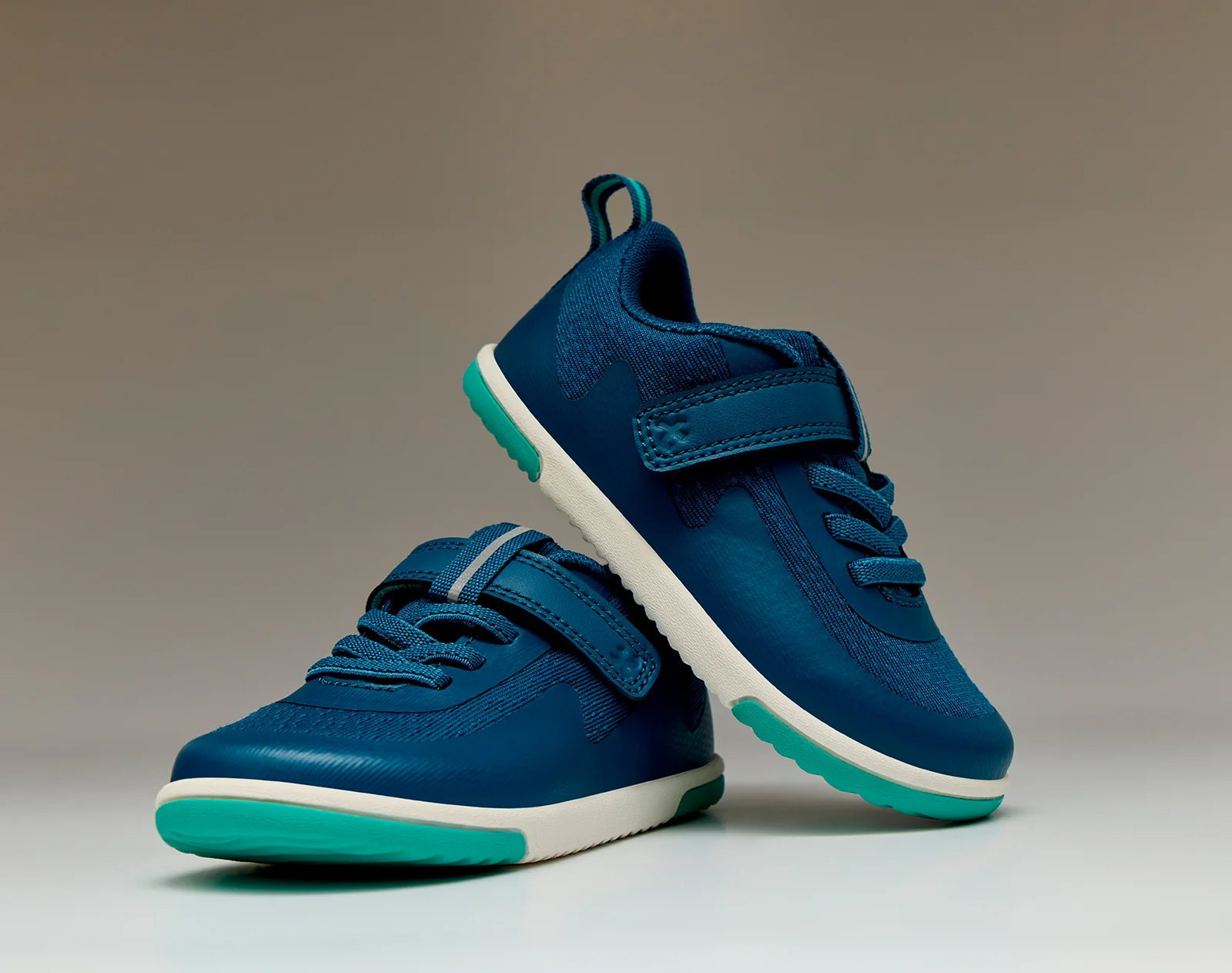 MotionX Sneakers - Image 14