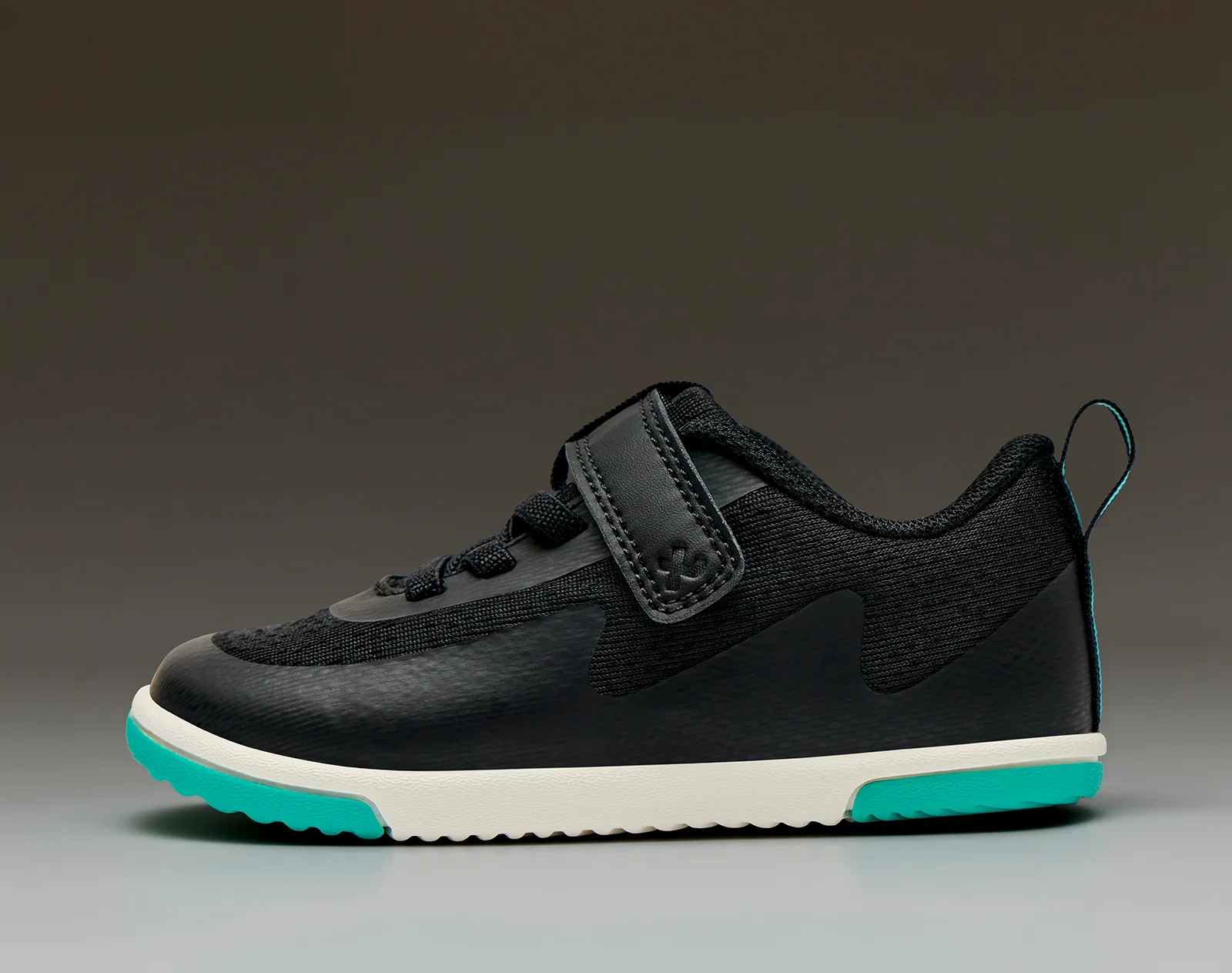MotionX Sneakers - Image 4