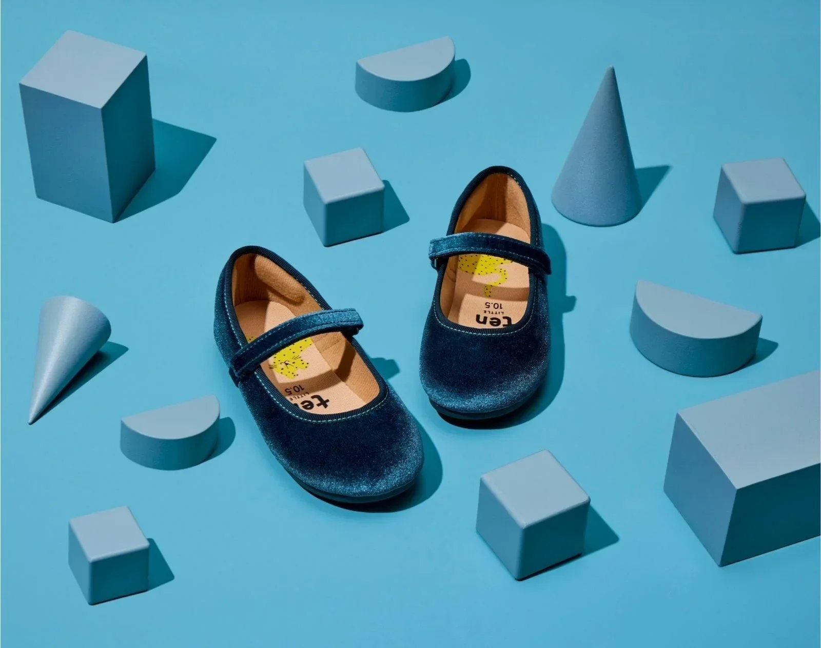 Velvet Ballet Flats (2025) - Image 10