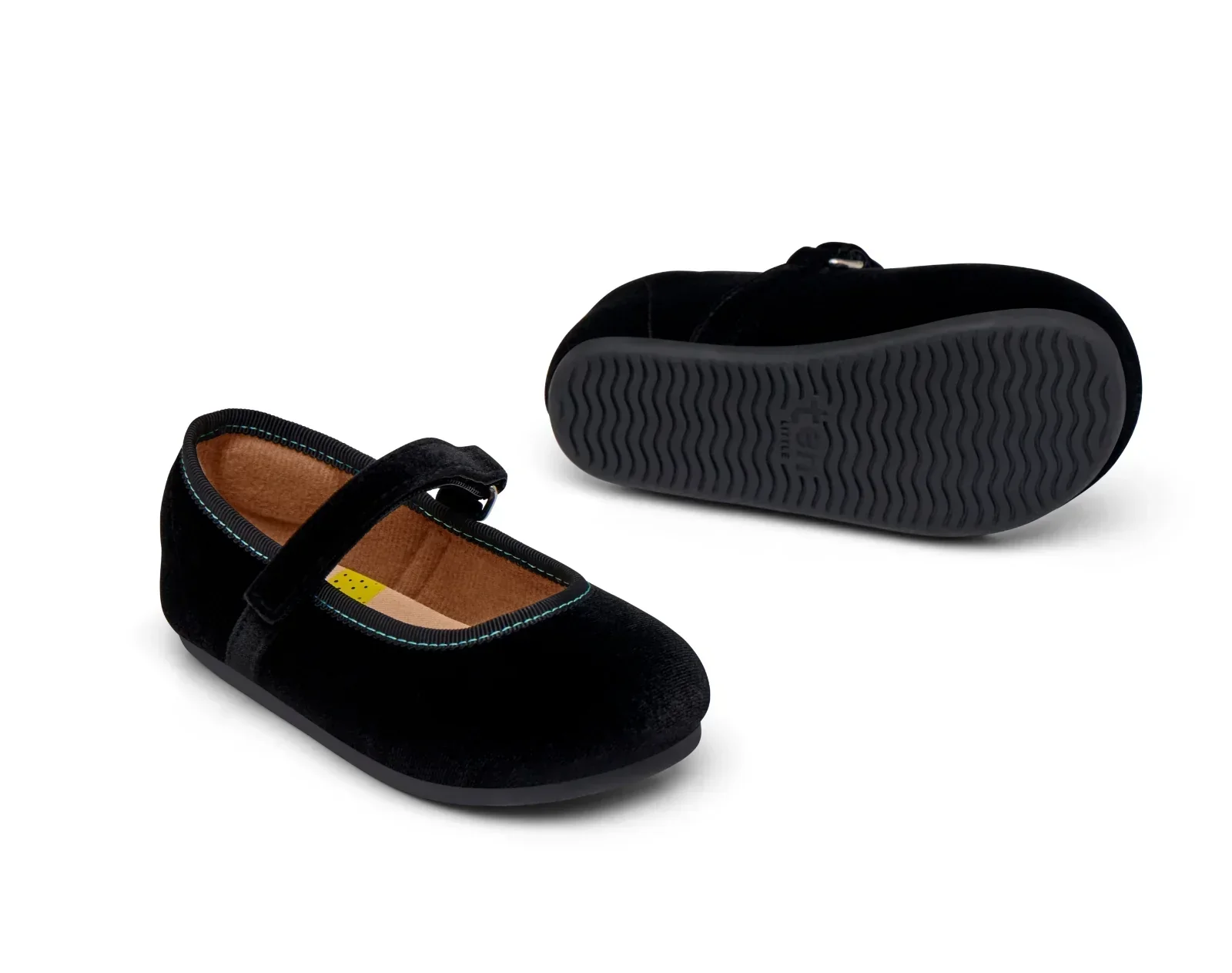 Velvet Ballet Flats (2025) - Image 29